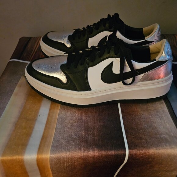 Nike Air Jordan 1 Elevate Low SE Shoe Metallic Silver Toe Womens 12 - Picture 3 of 7
